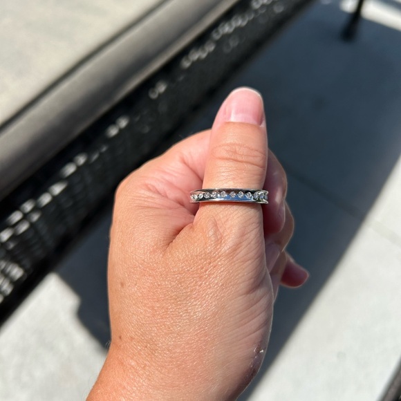 4/$100 LIA SOPHIA Elegant Silver Band with Crystals size 10 😎 - Picture 4 of 7